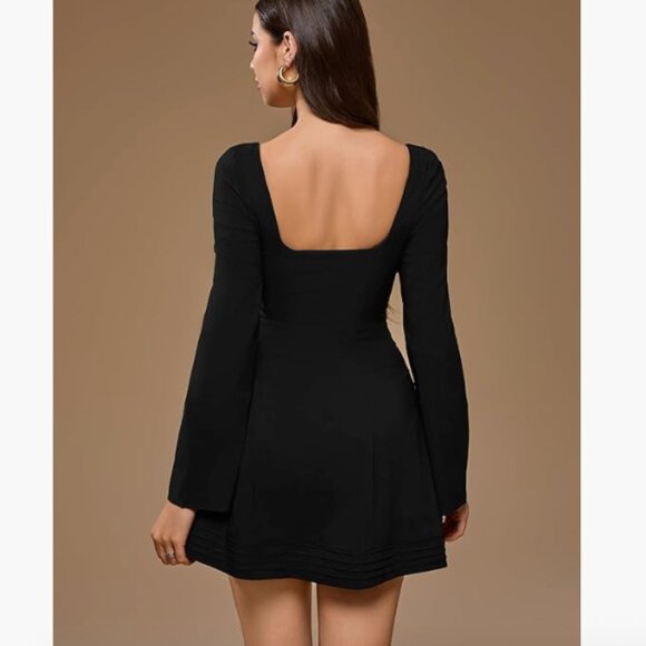 NWT Long Sleeve Women's Black Dress Size L - Picture 3 of 4